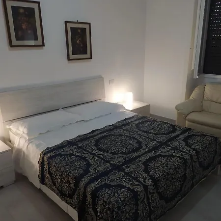 Casa Degli Anto' アパート